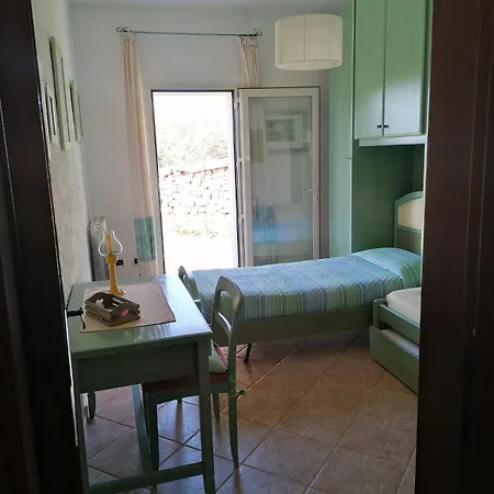 Casa Orecchioni アルツァケーナ